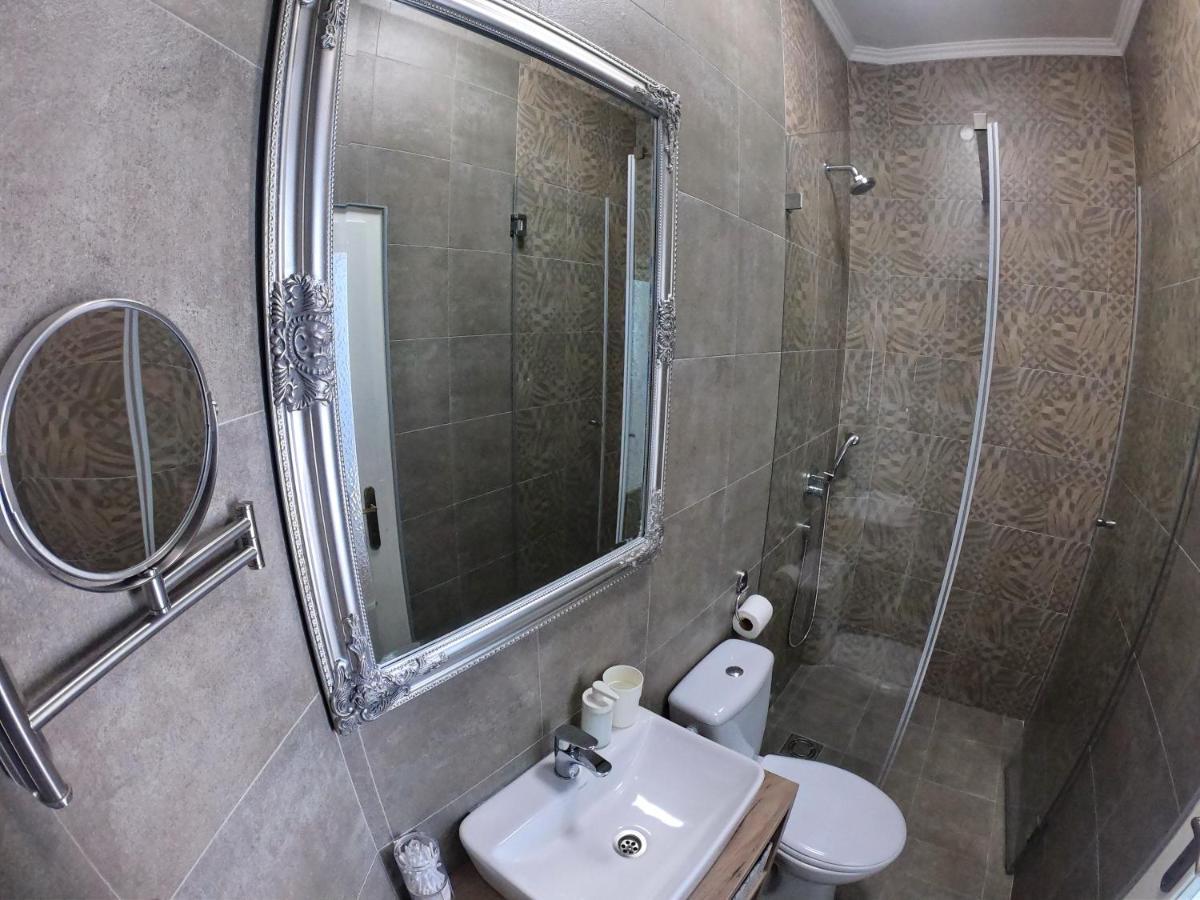 Spring Rustik Apartment ชาชาค ภายนอก รูปภาพ